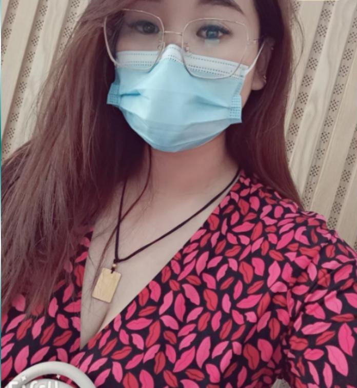 较胖的少妇