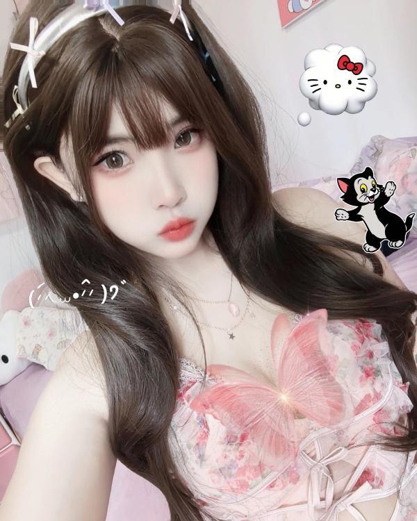 高颜值萝莉妹妹